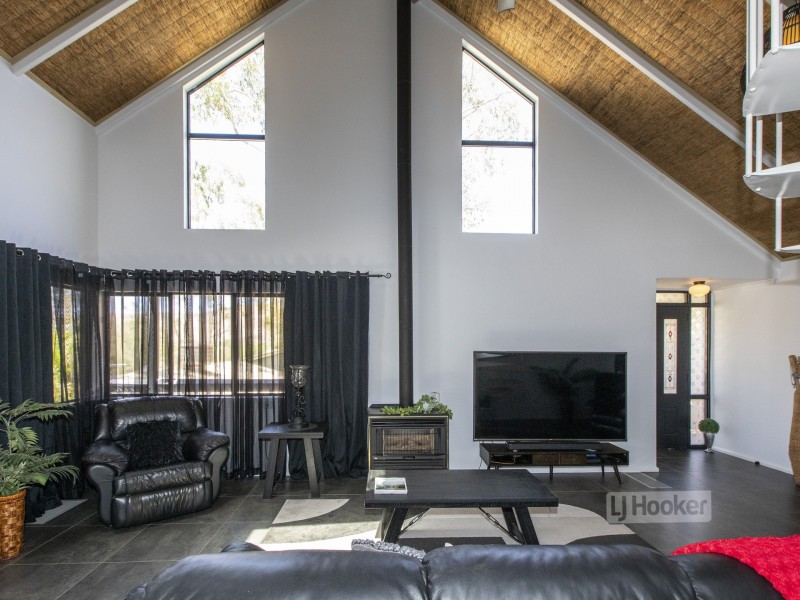 8 Karee Court, Larapinta NT 0875