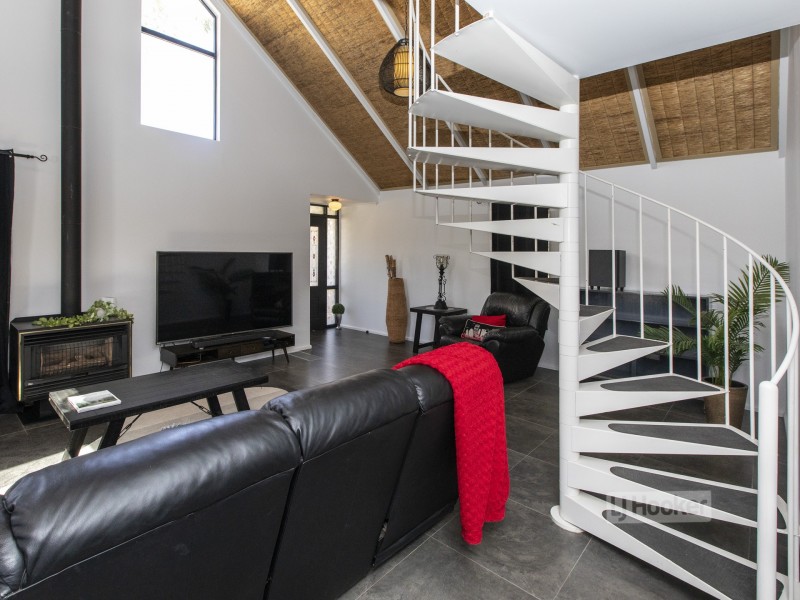 8 Karee Court, Larapinta NT 0875