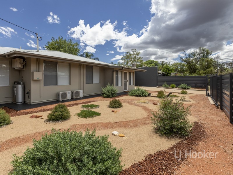 3 Cowle Street, Gillen NT 0870