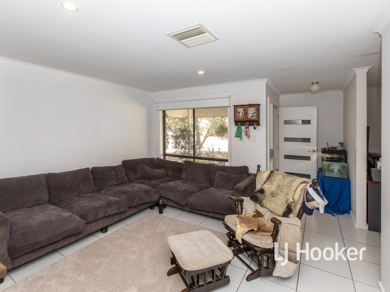 82 Hillside Gardens, Desert Springs NT 0870