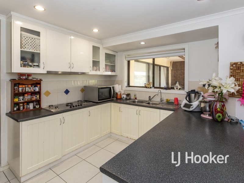 82 Hillside Gardens, Desert Springs NT 0870