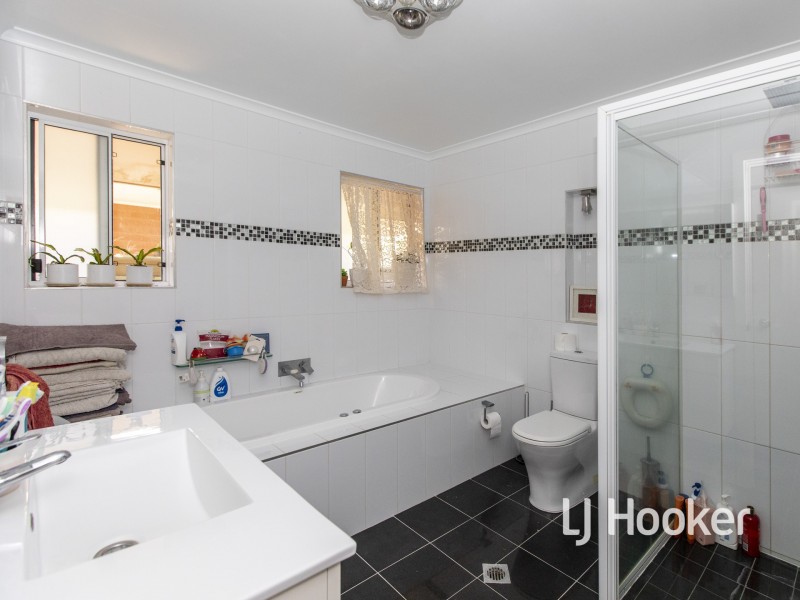 82 Hillside Gardens, Desert Springs NT 0870