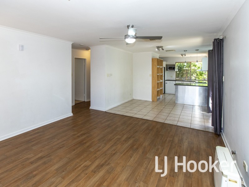 5/4 Caterpillar Court, Desert Springs NT 0870