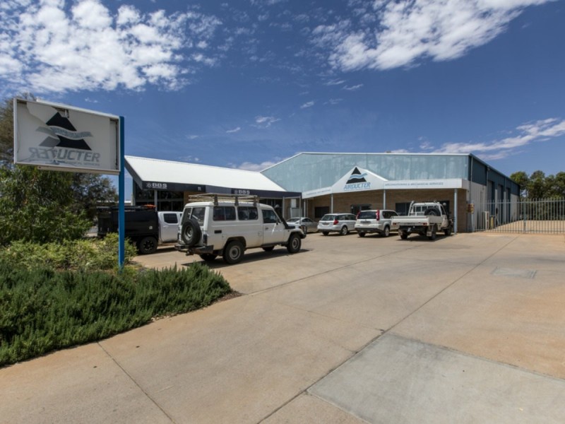 2/11 Whittaker Street, Alice Springs NT 0870
