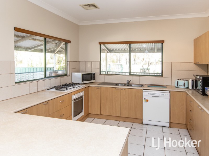 92 Chateau Road, Connellan NT 0870