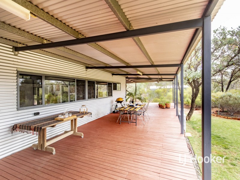 68 Chateau Road, Connellan NT 0870