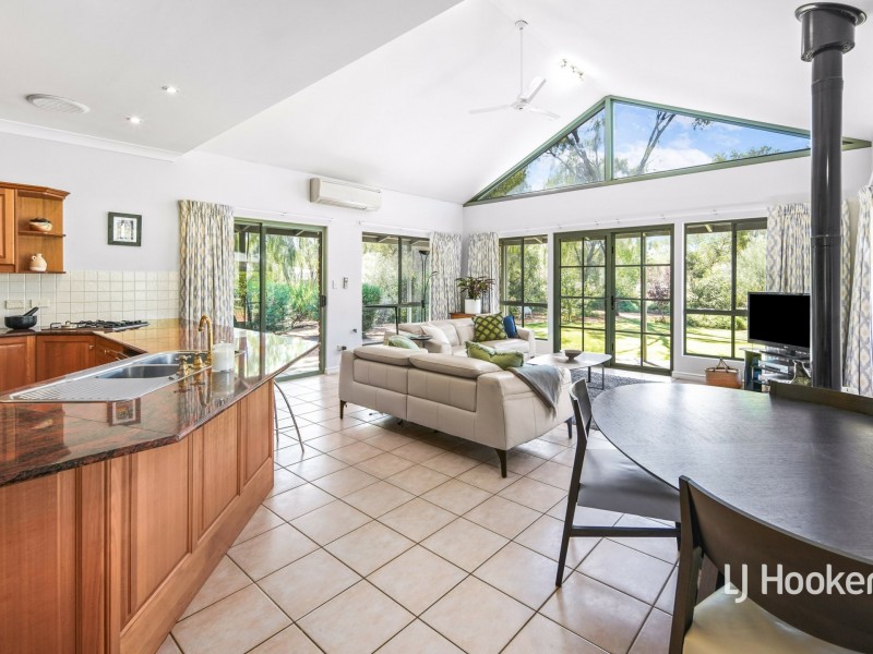 4902 Chateau Road, Connellan NT 0870