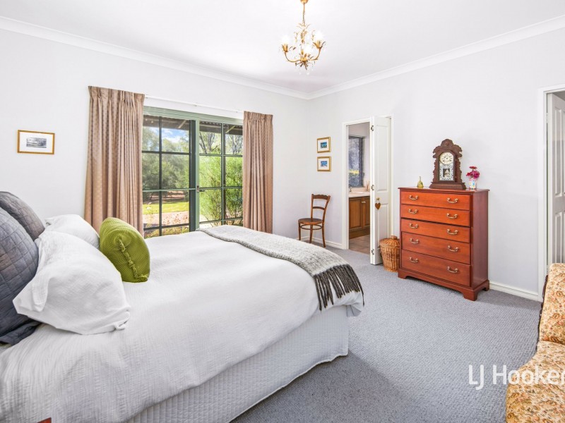 4902 Chateau Road, Connellan NT 0870