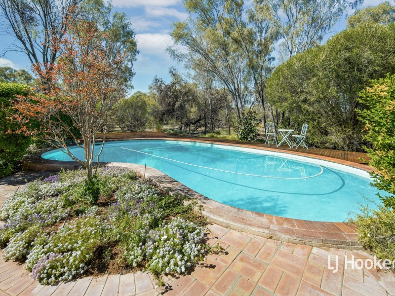 4902 Chateau Road, Connellan NT 0870