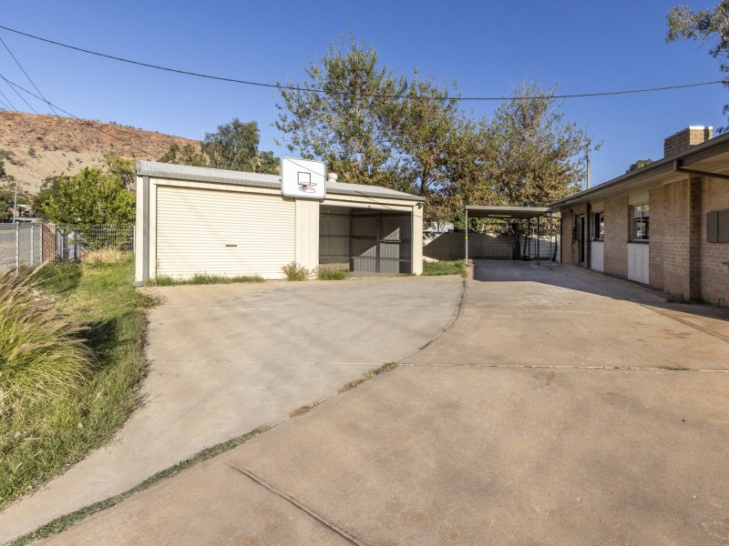 96 Bloomfield Street, Gillen NT 0870