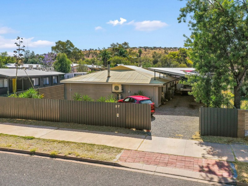 27 Spearwood Road, Sadadeen NT 0870