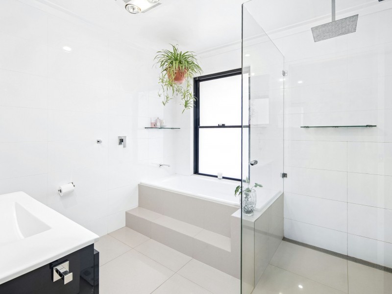 27 Spearwood Road, Sadadeen NT 0870