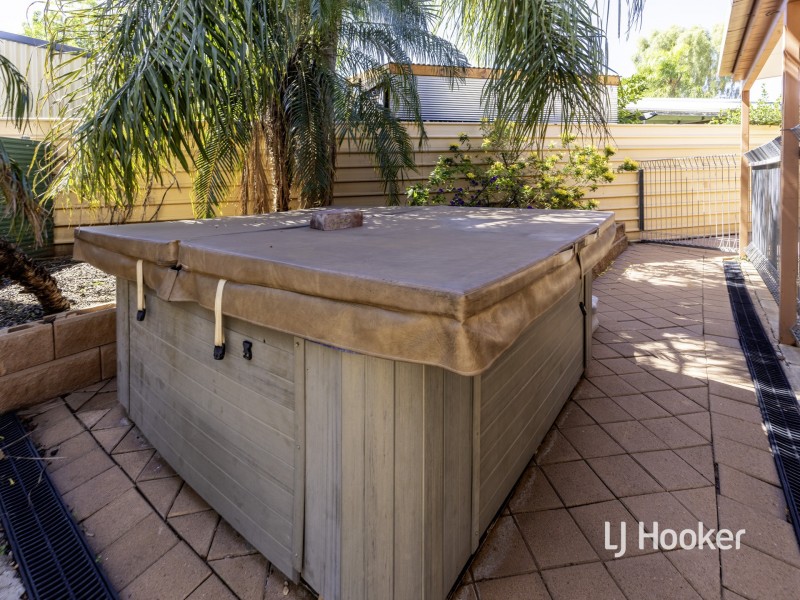 7 Liddle Court, Sadadeen NT 0870