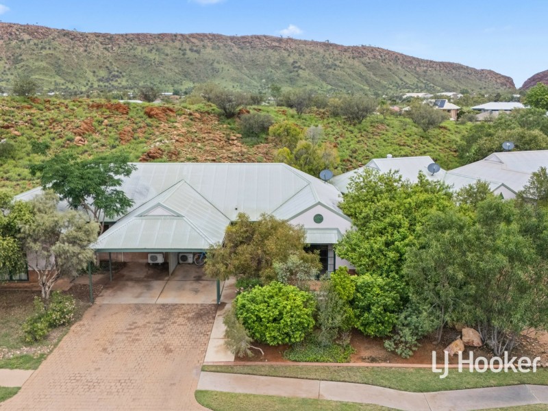 2/66 Cromwell Drive, Desert Springs NT 0870