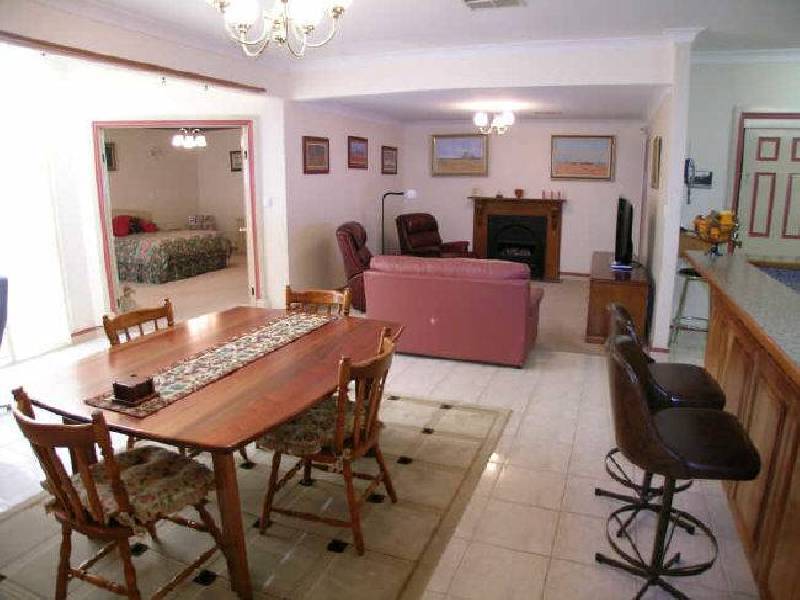 64 Penrice Road, Angaston SA 5353