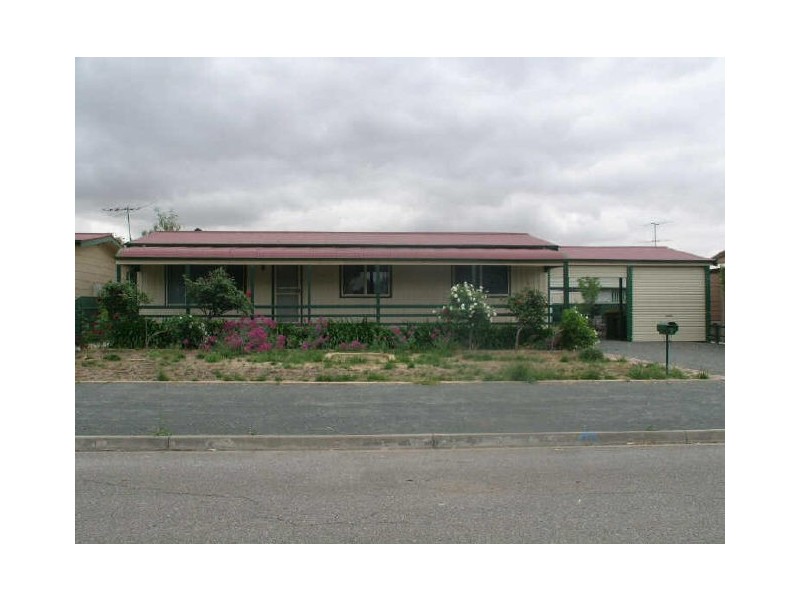 16 Drinkwater Crescent, Nuriootpa SA 5355