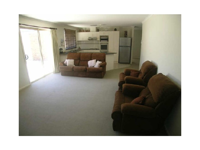 11 John Dallwitz Avenue, Angaston SA 5353