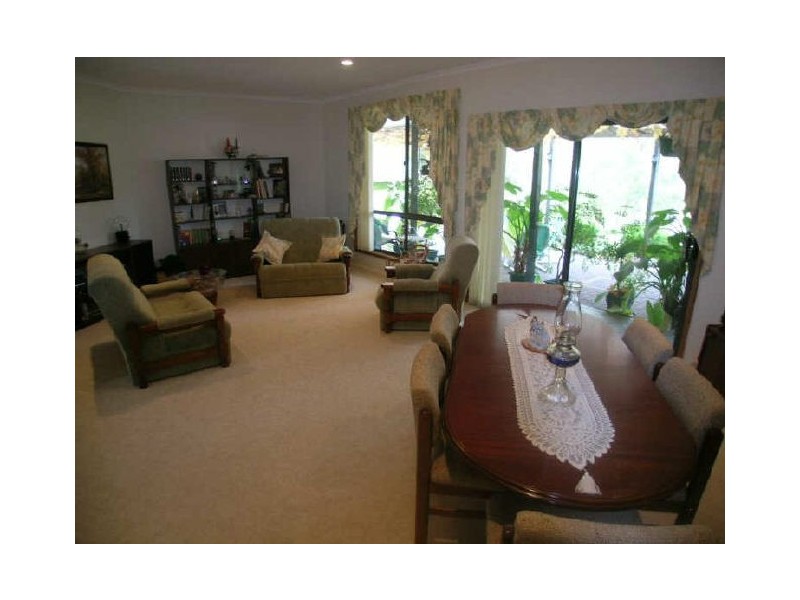 4 Barons Court, Greenock SA 5360