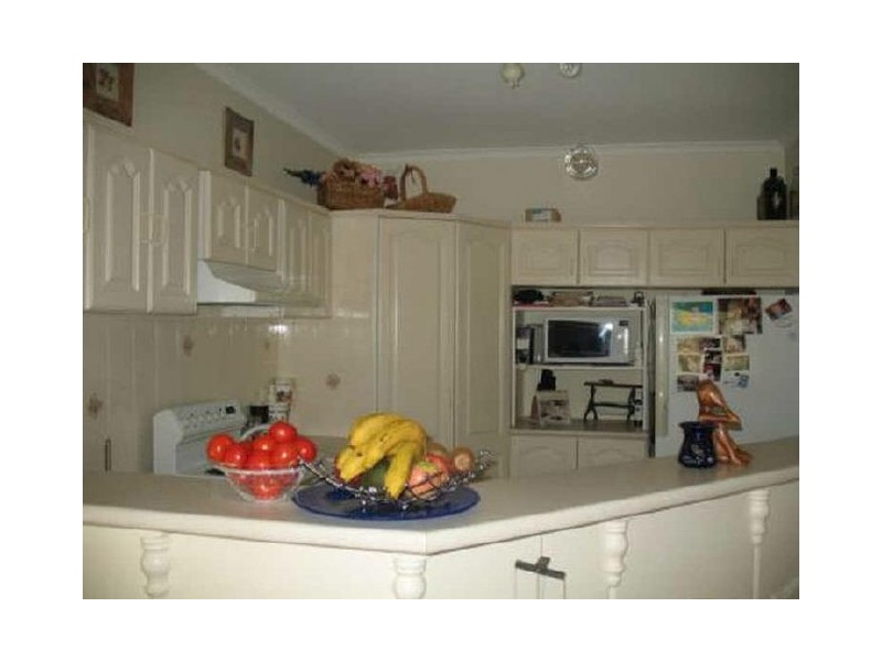 4 Barons Court, Greenock SA 5360