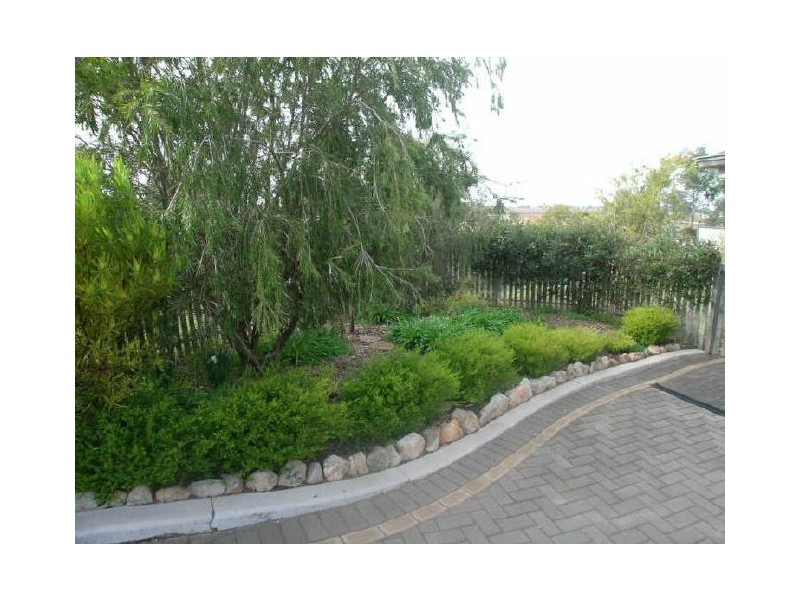 4 Barons Court, Greenock SA 5360