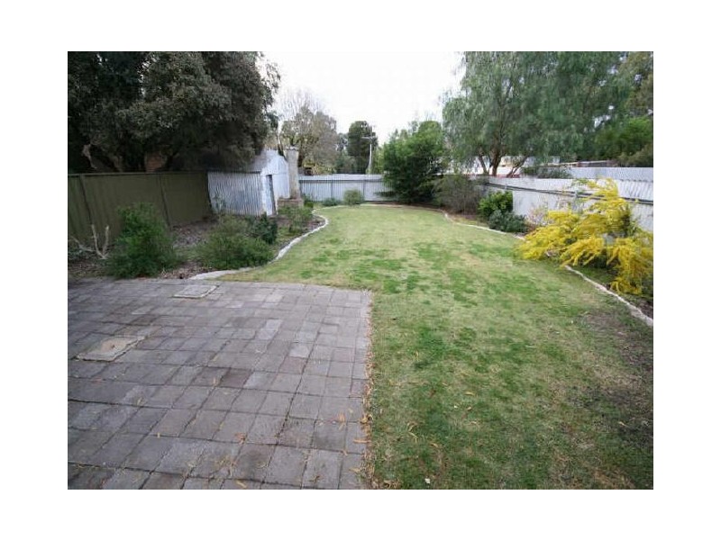 11 Murray Street, Greenock SA 5360