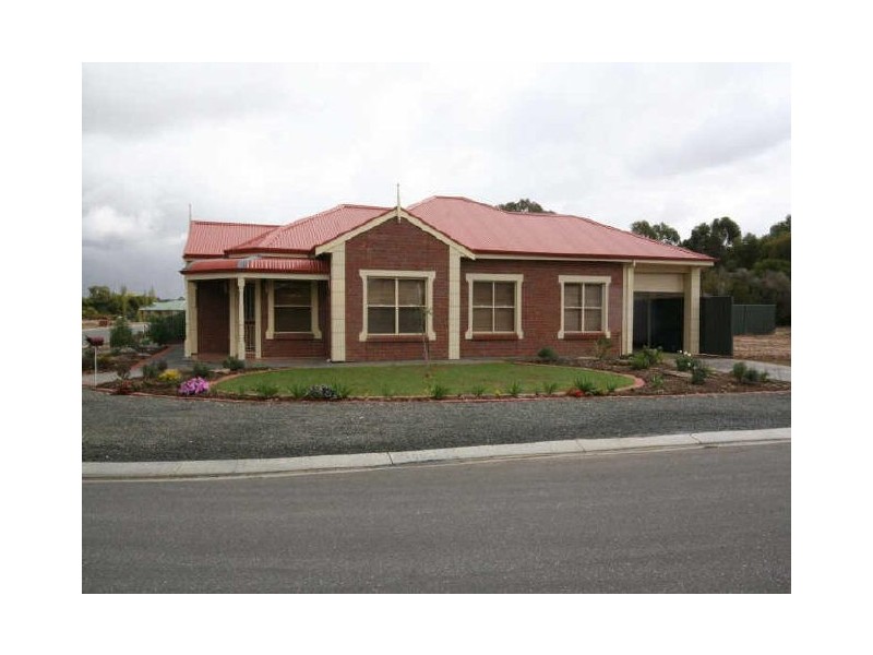 27 Pinot Crescent, Nuriootpa SA 5355