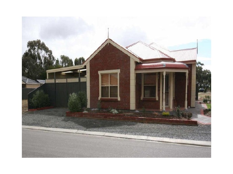 27 Pinot Crescent, Nuriootpa SA 5355