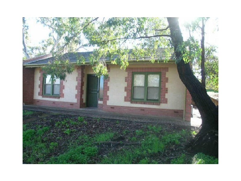 2 Moculta Road, Angaston SA 5353