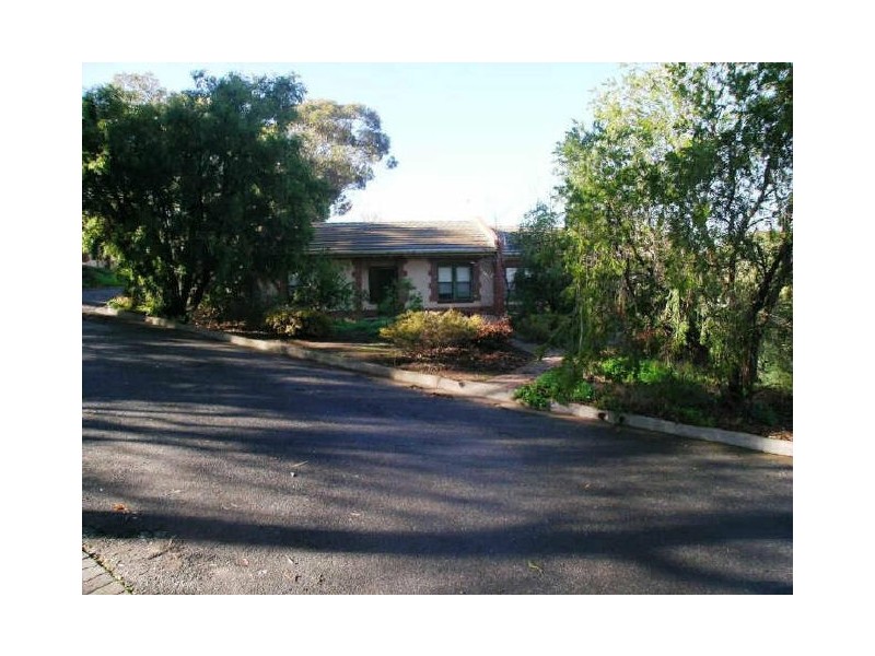 2 Moculta Road, Angaston SA 5353