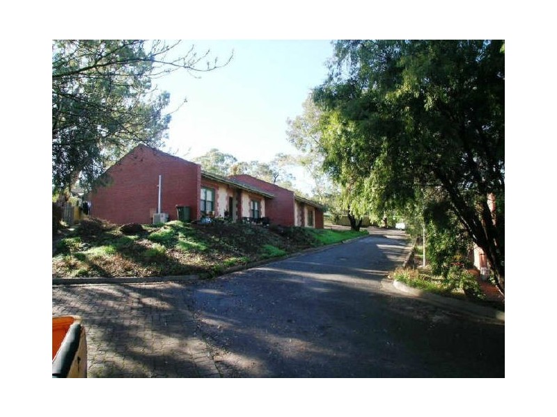 2 Moculta Road, Angaston SA 5353