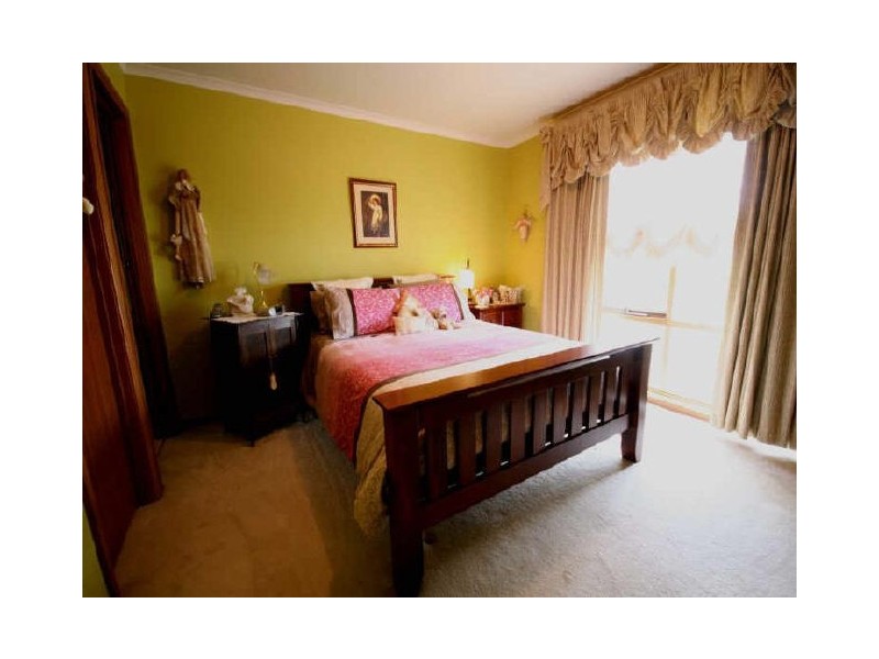 8 Blaxland Street, Nuriootpa SA 5355