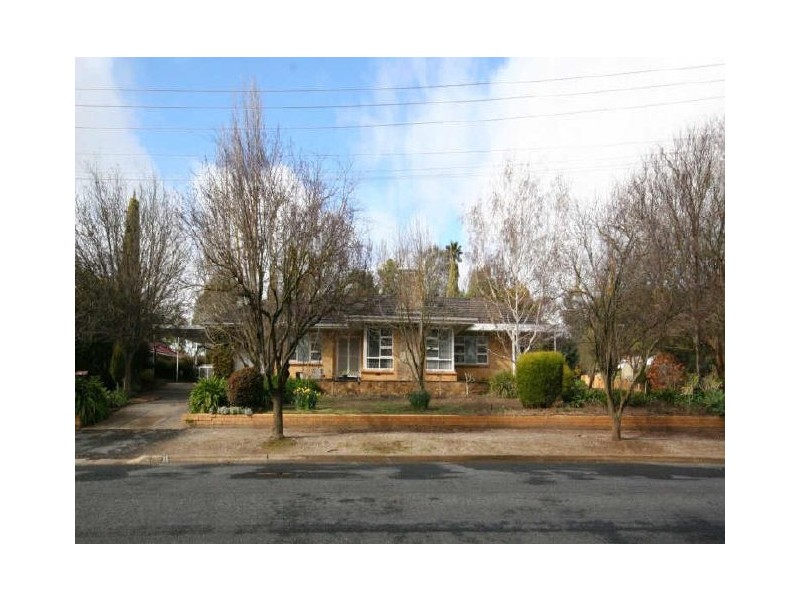 35 Gramp Avenue, Angaston SA 5353