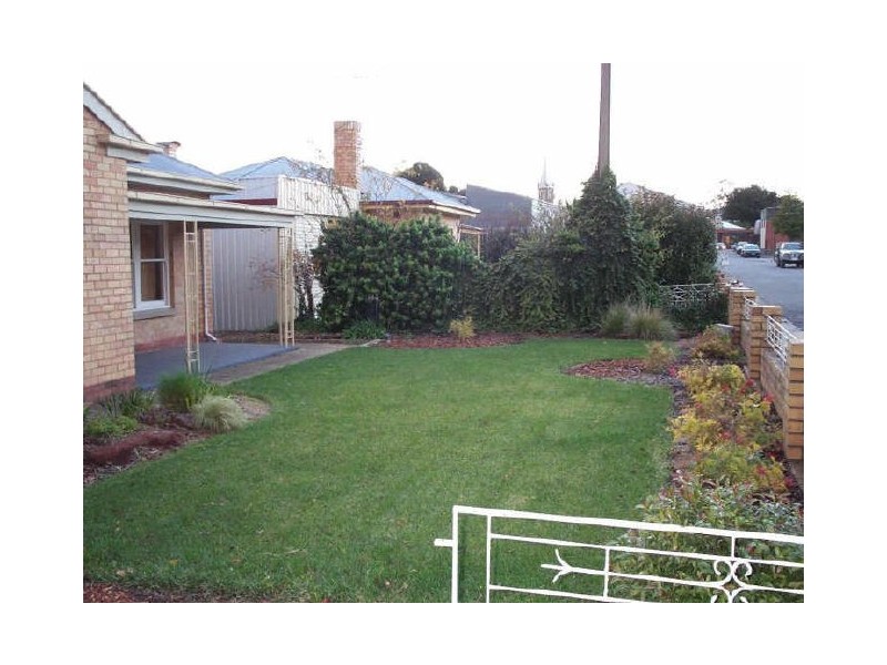 13 Young Street, Tanunda SA 5352