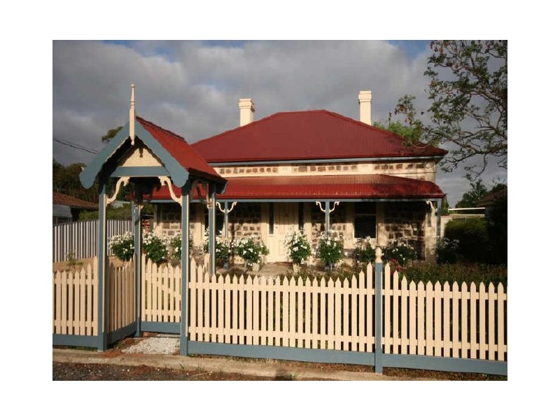 27 Fourth Street, Nuriootpa SA 5355