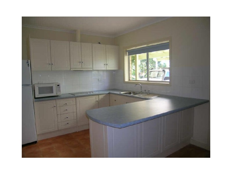 11 Armstrong Avenue, Nuriootpa SA 5355