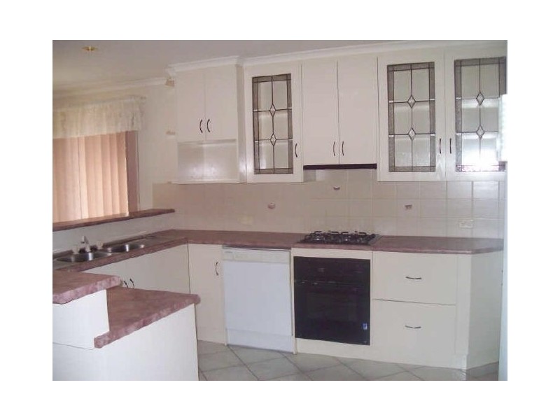 10 Crimson Court, Roseworthy SA 5371