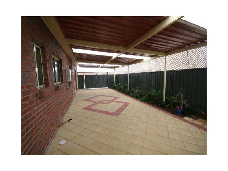 27 Pinot Crescent, Nuriootpa SA 5355