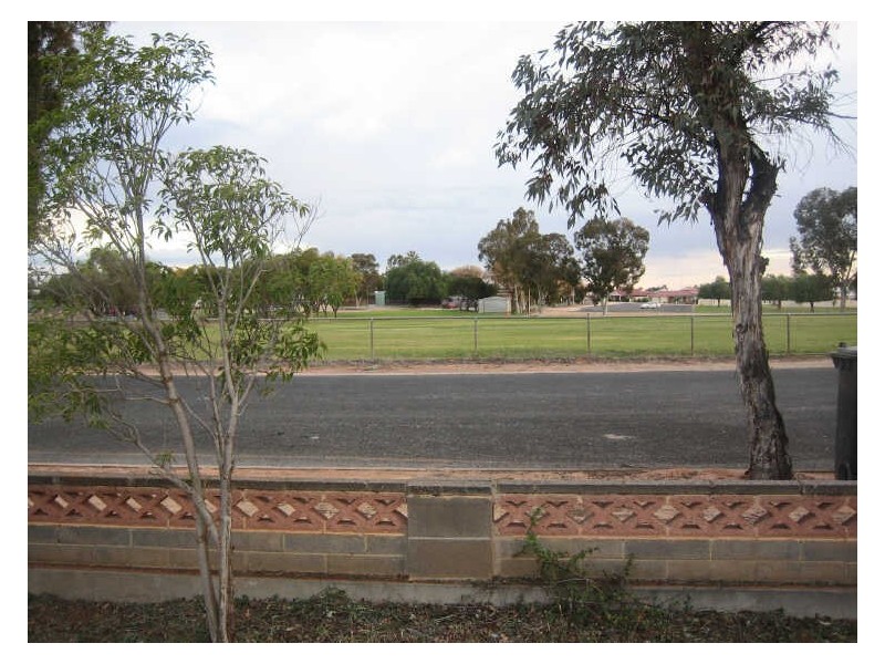 6 Leonard Street, Berri SA 5343