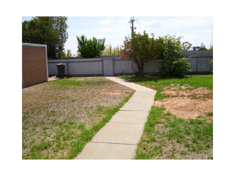 Barwell Avenue, Barmera SA 5345