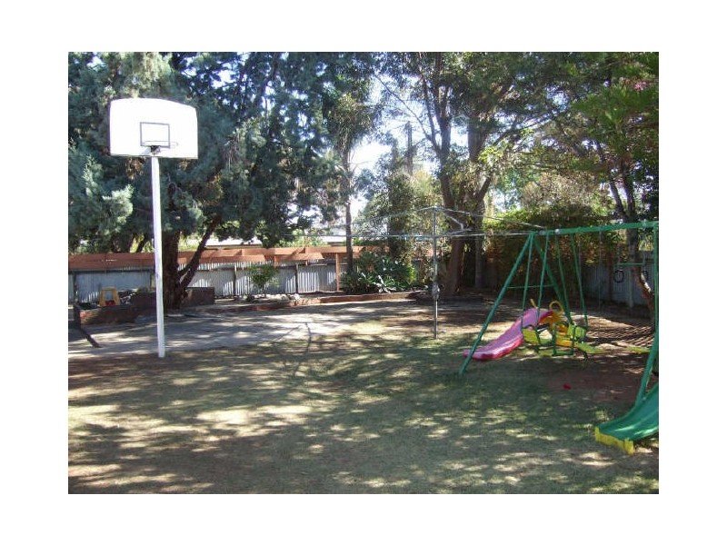 5 Baynes Street, Barmera SA 5345