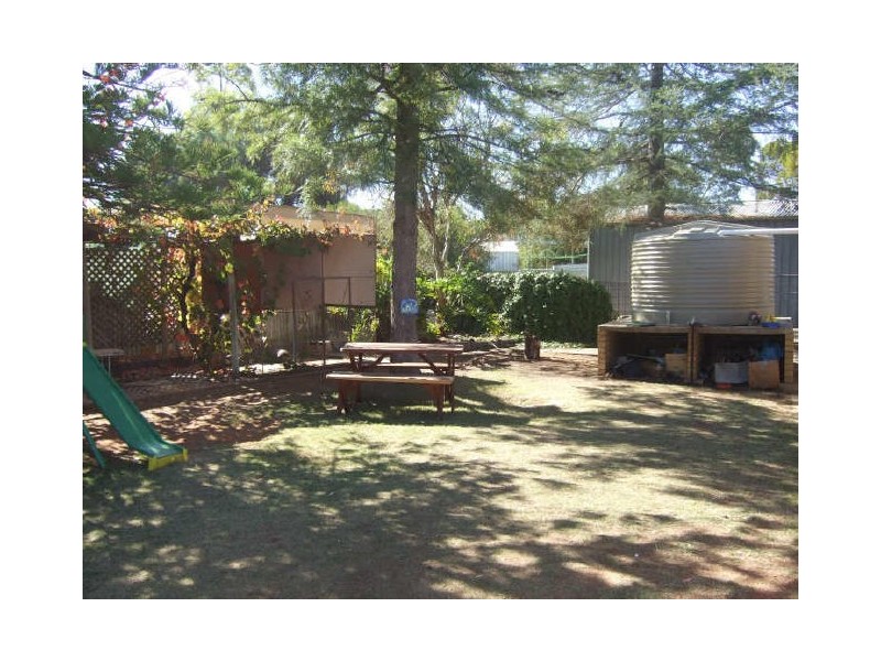 5 Baynes Street, Barmera SA 5345