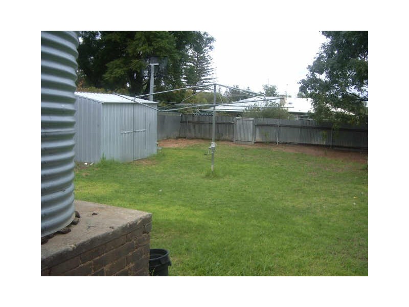 13 Clark Street, Berri SA 5343