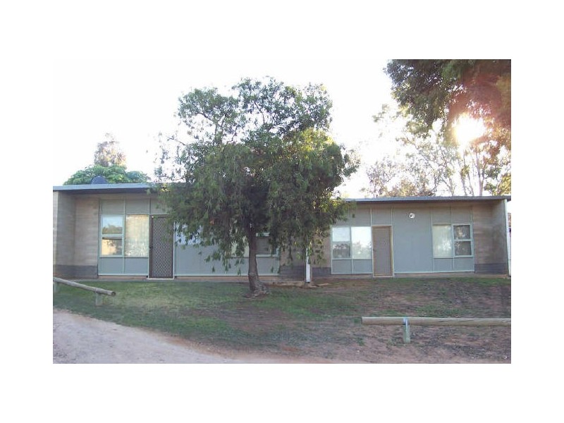 21 Guy Street, Berri SA 5343