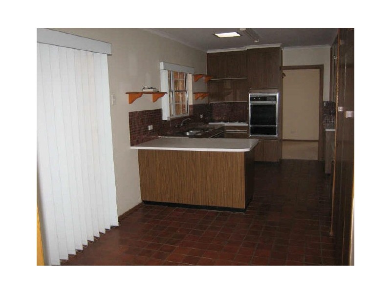 11 Hilltop Drive, Loxton SA 5333