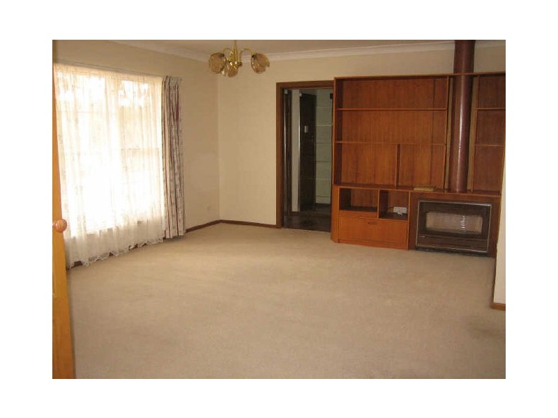 11 Hilltop Drive, Loxton SA 5333