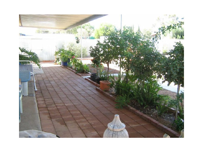 6 Baynes Street, Barmera SA 5345