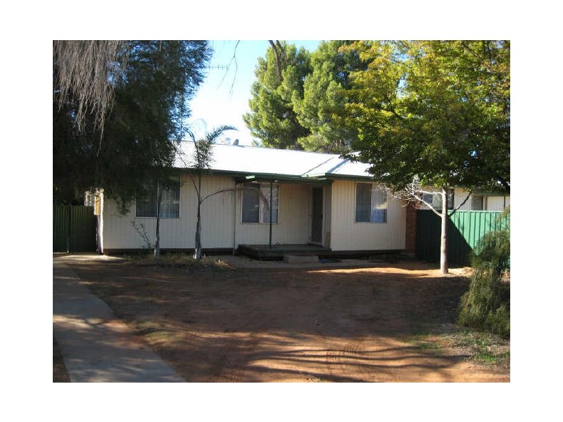 2 Paddick Street, Berri SA 5343