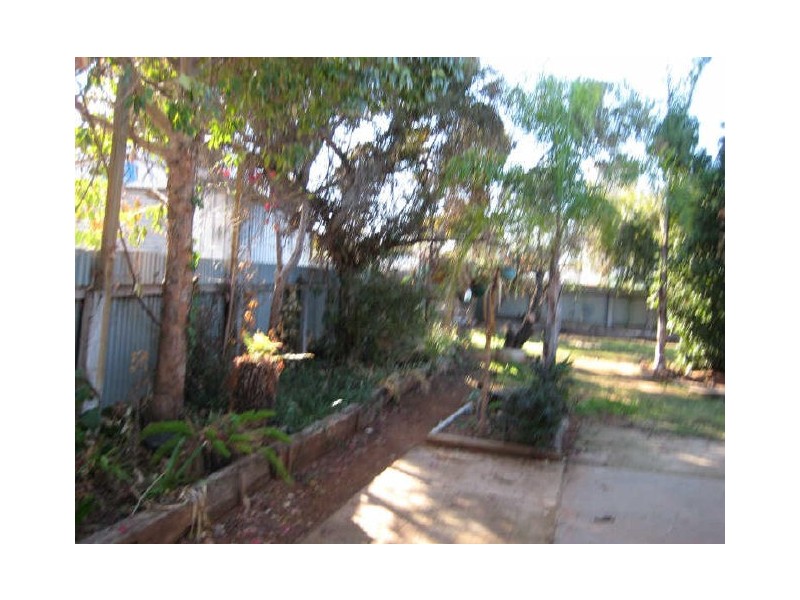 2 Paddick Street, Berri SA 5343