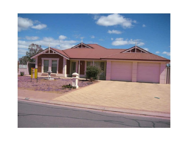 11 Flinders Street, Renmark SA 5341