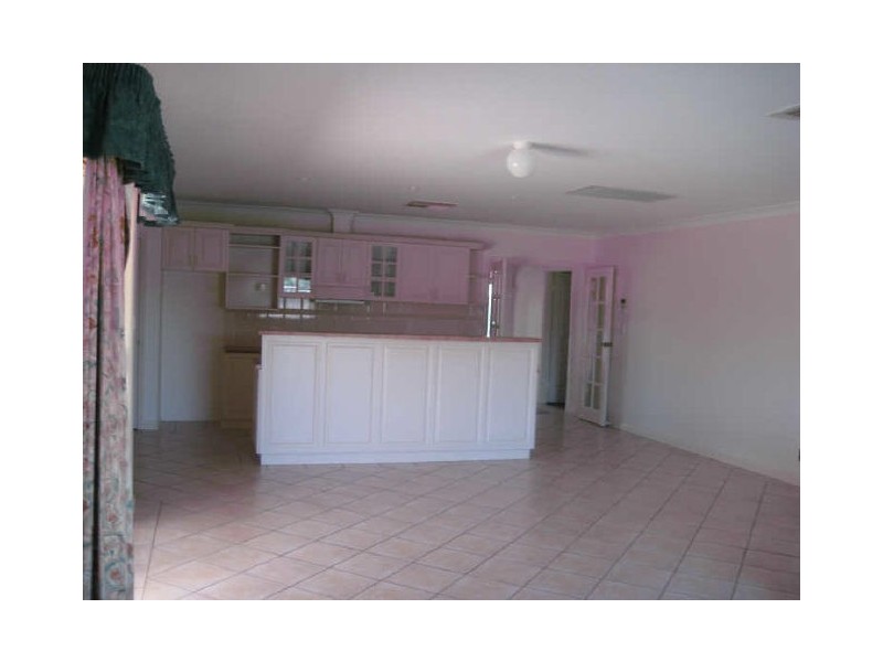 11 Flinders Street, Renmark SA 5341